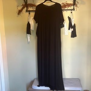 Black maxi dress with pockets